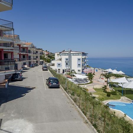 Tus'Hotel Apartments Tusa Dış mekan fotoğraf